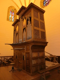 órgano de la iglesia de Santa María de Axpe