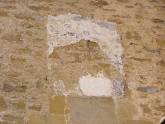 Reloj solar vertical en la iglesia parroquial de San Vicente Mártir de Ugarte, en Muxika.