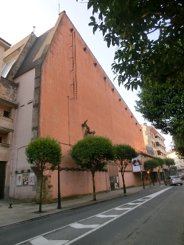 Exterior del Frontón Jai Alai de Gernika-Lumo