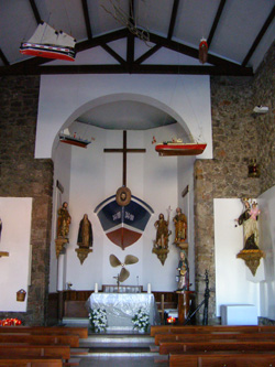 Interior de la ermita.