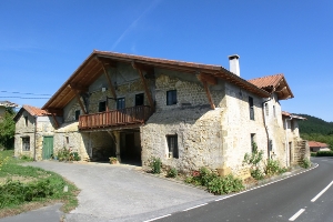 Albiz baserri-etxea (Mendata) 
